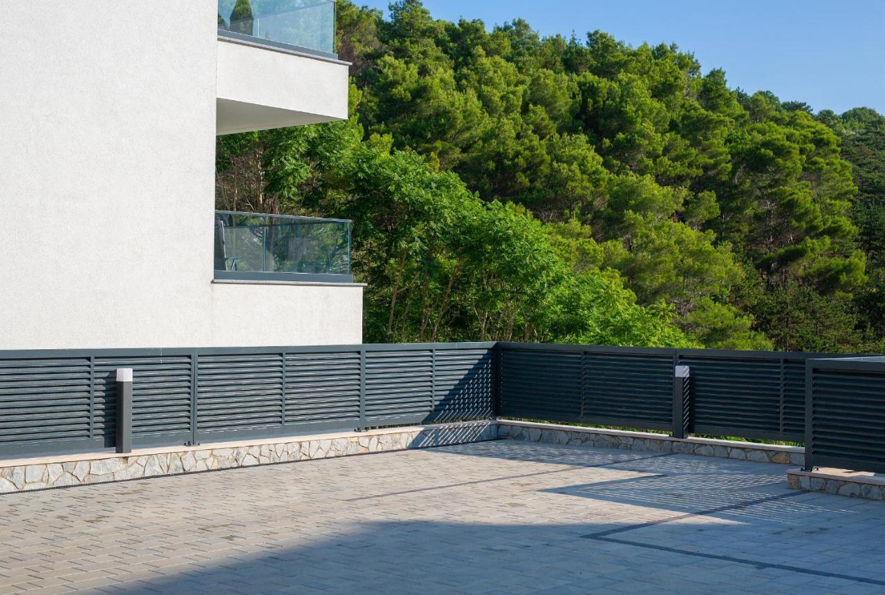 Residence Vrbnik Exterior photo